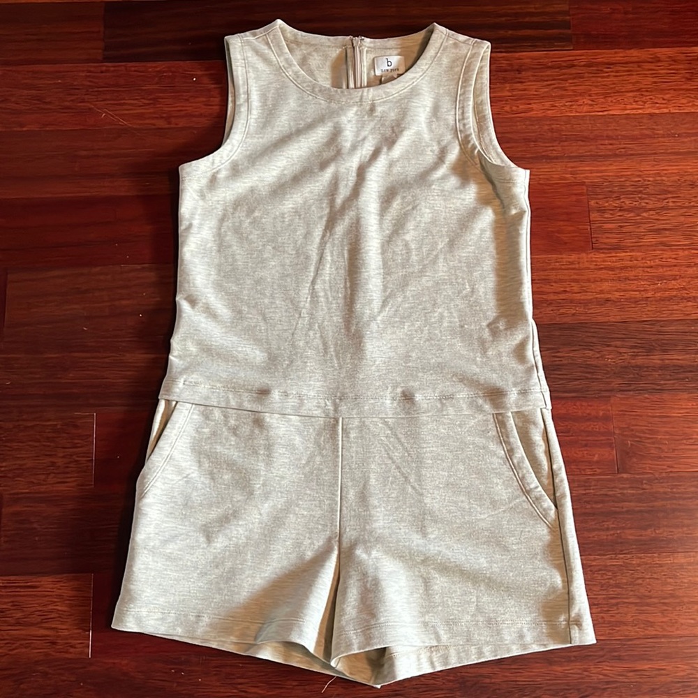 NWT b New York sleeveless romper